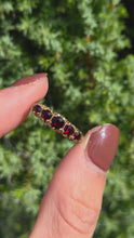 Cargar y reproducir el video en el visor de la galería, 7752: Vintage; 9ct Gold 5 Rich Red Garnets Stacker/Dress Ring
