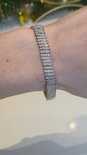 Load and play video in Gallery viewer, 2781: Vintage: 9ct Gold 225 Natural Sparkling Diamonds (2.75ct) Bracelet
