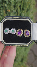 Cargar y reproducir el video en el visor de la galería, 6069: Vintage Fabulous 18ct White Gold Emeralds 16 Diamonds Earrings- Captivating
