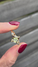 Load and play video in Gallery viewer, 2223 Vintage: 9ct Gold Square Cut Peridot 6 Natural Diamonds Dress Ring
