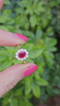 Load and play video in Gallery viewer, 0770: Vintage 18ct Gold Ruby 10 Diamonds Flower Head Ring- exquisite
