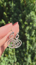 Cargar y reproducir el video en el visor de la galería, 2176: Vintage: 9ct Gold 100 Natural Diamonds Drop/Dangle Earrings

