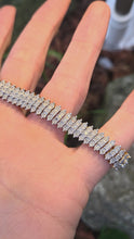 Load and play video in Gallery viewer, 2781: Vintage: 9ct Gold 225 Natural Sparkling Diamonds (2.75ct) Bracelet

