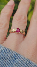 Load and play video in Gallery viewer, 1310: Vintage: 9ct Gold Round Cut Blood Red Ruby Solitaire- lovely
