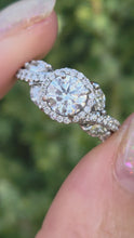 Load and play video in Gallery viewer, 2418: Platinum Exceptional 1ct Central Diamond (GIA CERT) Ring - D Colour- The finest
