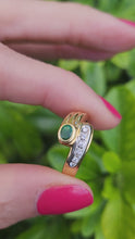 Load and play video in Gallery viewer, A0190: Vintage: 18ct Gold Emerald Diamonds Snake Ring perfect harmony
