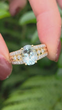 Load and play video in Gallery viewer, 2198: Vintage: 18ct Gold 5 White Opals Dress/Stacker Ring- Petite, vibrant colour play
