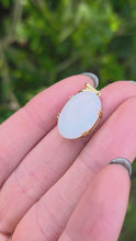 Load and play video in Gallery viewer, 2725; Vintage 18ct Gold Large Cabochon White Opal Pendant
