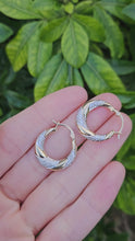 Load and play video in Gallery viewer, 0442: Vintage: 9ct Gold Mixed Gold Hooped Earrings
