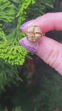 Load and play video in Gallery viewer, 2636: Vintage, Classic 18ct Gold Woven Lovers Knot Stud Earrings- Pristine
