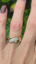 Cargar y reproducir el video en el visor de la galería, 2083: Vintage; 9ct Gold 25 Natural Diamonds Crossover Ring- Excellent

