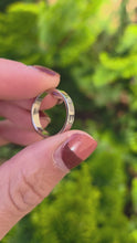Cargar y reproducir el video en el visor de la galería, 2364: Vintage: Cartier 18ct White Gold Love Ring Size 51- comes with box
