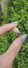 Load and play video in Gallery viewer, 1755: Vintage: 9ct Gold 27 Round Full Cut Diamonds Ring-substantial, natural, sparkling ring- splendid

