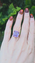 Load and play video in Gallery viewer, 6246Vintage: 18ct Gold Emerald Cut Purple Sapphire Ring
