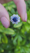 Load and play video in Gallery viewer, 9107: Vintage Exceptional 18ct Gold Blue Sapphire Round Cut Diamonds (1ct) Flower Head Ring
