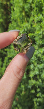 Load and play video in Gallery viewer, 1111: Vintage: 9ct Gold Emerald Cut Green Spinel Statement Ring- from 1970
