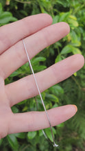 Load and play video in Gallery viewer, 2070: Vintage: 9ct White Gold Snake Chain/Necklace (40cm) - Pristine Condition
