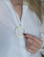 Load and play video in Gallery viewer, 2694 Vintage 18ct Gold (3.5ct) Diamond Disc Pendant (4.9cm) &amp; Necklace
