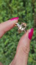 Cargar y reproducir el video en el visor de la galería, 1973: Vintage : 9ct Gold Pink Morganite Diamonds Cocktail Ring- Divine
