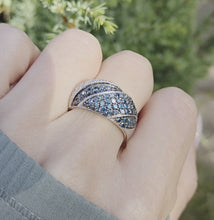 Load and play video in Gallery viewer, 6256 Vintage; Spectacular: 9ct White Gold Blue &amp; White Natural Diamonds (1.73ct) Cocktail Ring
