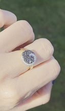 Cargar y reproducir el video en el visor de la galería, 2222 Vintage: 9ct Gold Black &amp; White Natural Diamonds &quot;Swirl&quot; Cocktail Ring
