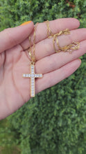 Load and play video in Gallery viewer, 6199: Vintage: 18ct Gold Necklace (44cm) &amp; Diamond (1.5ct)  Pendant - Exceptional
