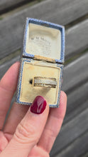 Load and play video in Gallery viewer, 0433: Vintage: 9ct Gold Champagne &amp; White Diamonds Dress Ring- 52 natural diamonds, Fabulous
