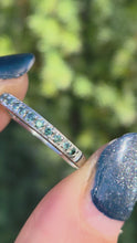 Cargar y reproducir el video en el visor de la galería, 1838 Vintage: 9ct White Gold 11 Blue Natural Diamonds Stacker/Half-Eternity Ring
