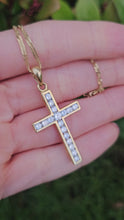 Cargar y reproducir el video en el visor de la galería, 0924: Vintage &amp; Exquisite; 1.5ct Diamonds Cross Pendant &amp; Necklace 18ct Gold- Elegance personified
