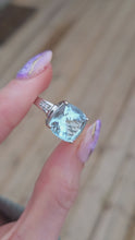 Load and play video in Gallery viewer, 2951: Vintage 14ct White Gold Blue Aquamarine (6.57ct) Diamonds Cocktail Ring
