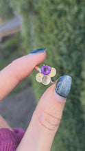 Load and play video in Gallery viewer, Vintage: Abstract 9ct Gold Purple Amethyst Cocktail Ring
