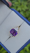 Load and play video in Gallery viewer, 0516: Vintage 18ct Gold Emerald Cut Amethyst 6 Diamonds Trefoil Set Ring- Date-Mark 1967
