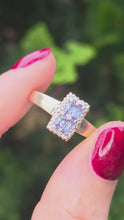 Load and play video in Gallery viewer, 1134 Vintage: 9ct Gold Blue Tanzanites Diamond Geometric Set Ring
