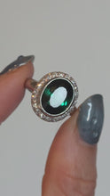 Cargar y reproducir el video en el visor de la galería, 2991 Vintage 18ct White Gold Green Tourmaline (6.3ct) Diamonds Cluster Ring
