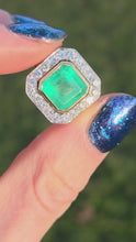 Load and play video in Gallery viewer, 2614- Vintage: 18ct Gold Emerald (4.33ct) Diamonds Ring - From 1998
