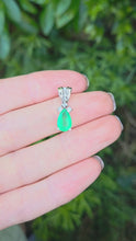 Load and play video in Gallery viewer, 2069: Vintage 18ct White Gold Pear Cut Emerald Diamonds Pendant- Petite perfection.
