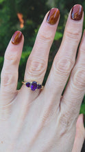 Load and play video in Gallery viewer, 6261 Vintage: 18ct Gold Purple Amethysts Trilogy Ring

