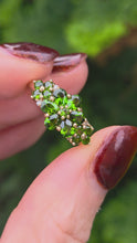 Load and play video in Gallery viewer, 2534: Vintage; 9ct Gold 15 Green Diopsides Diamonds Cluster Ring
