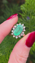 Load and play video in Gallery viewer, 2709: Vintage 18ct White Gold Large Emerald Natural Sparkling Diamonds Cluster Ring
