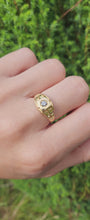 Load and play video in Gallery viewer, 0836: Vintage: 18ct Gold Signet Modern Brilliant Cut Diamond Solitaire Ring- Natural , sparkling symmetry
