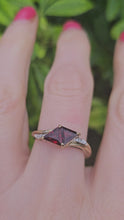 Load and play video in Gallery viewer, 0453: Vintage: 18ct Gold Triangular Cut Red Garnets Diamonds Geometric Set Ring
