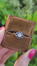 Load and play video in Gallery viewer, A0014: Vintage: 18ct Gold Diamond Blue Sapphires Daisy Ring
