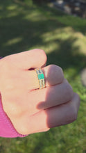 Cargar y reproducir el video en el visor de la galería, 2307 Vintage: 18ct Gold Emerald 24 Natural Diamonds (1ct) Ring
