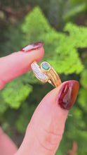 Load and play video in Gallery viewer, 6290 Vintage: 18ct Gold Emerald Diamonds Snake Head Ring

