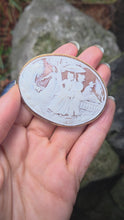 Load and play video in Gallery viewer, 2579: Vintage 9ct Gold Large Carved Italian Themed Cameo Brooch
