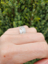 Load image into Gallery viewer, 1183: Vintage: 18ct White Gold Baguette Diamonds (1.09ct) Statement Ring- spectacular

