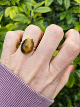 Load image into Gallery viewer, 0893: Vintage: 9ct Gold Cabochon Cut Eye of the Tiger Ring-  smooth &amp; mesmeric
