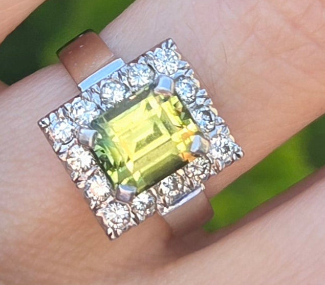 6448 Vintage: 18ct White Gold Yellow Sapphire {3.15ct) Diamonds Cocktail Ring