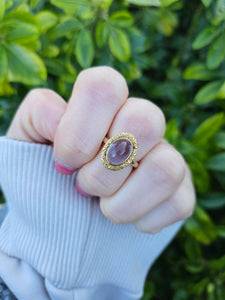 0255: Antique : 10ct Gold Pale Lilac Amethyst Dress Ring- mature stone, lovely hues