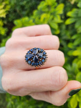 Load image into Gallery viewer, 0646: Vintage: 18ct  Gold Blue Sapphires Statement Cocktail Ring
